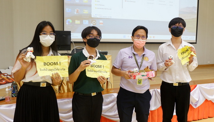 กิจกรรมอาจารย์ที่ปรึกษาพบนิสิตแพทย์ ในธีม “Back to School Party”