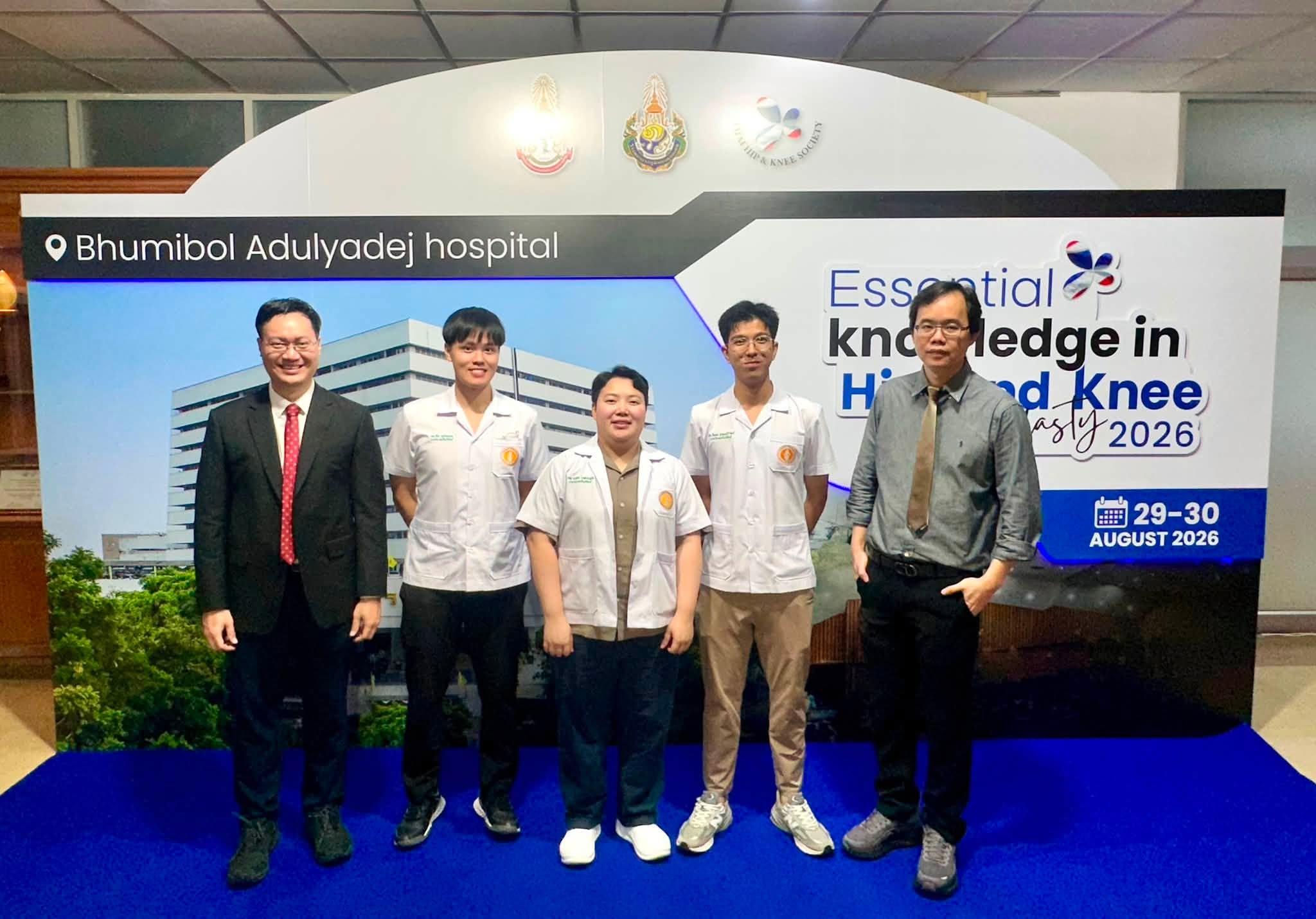 คณาจารย์ภาควิชาออร์โธปิดิกส์ ได้ร่วมเป็นวิทยากร ผู้ดำเนินการประชุม และผู้นำเสนอผลงานวิจัยในงานประชุมวิชาการทั้งระดับประเทศและนานาชาติ
