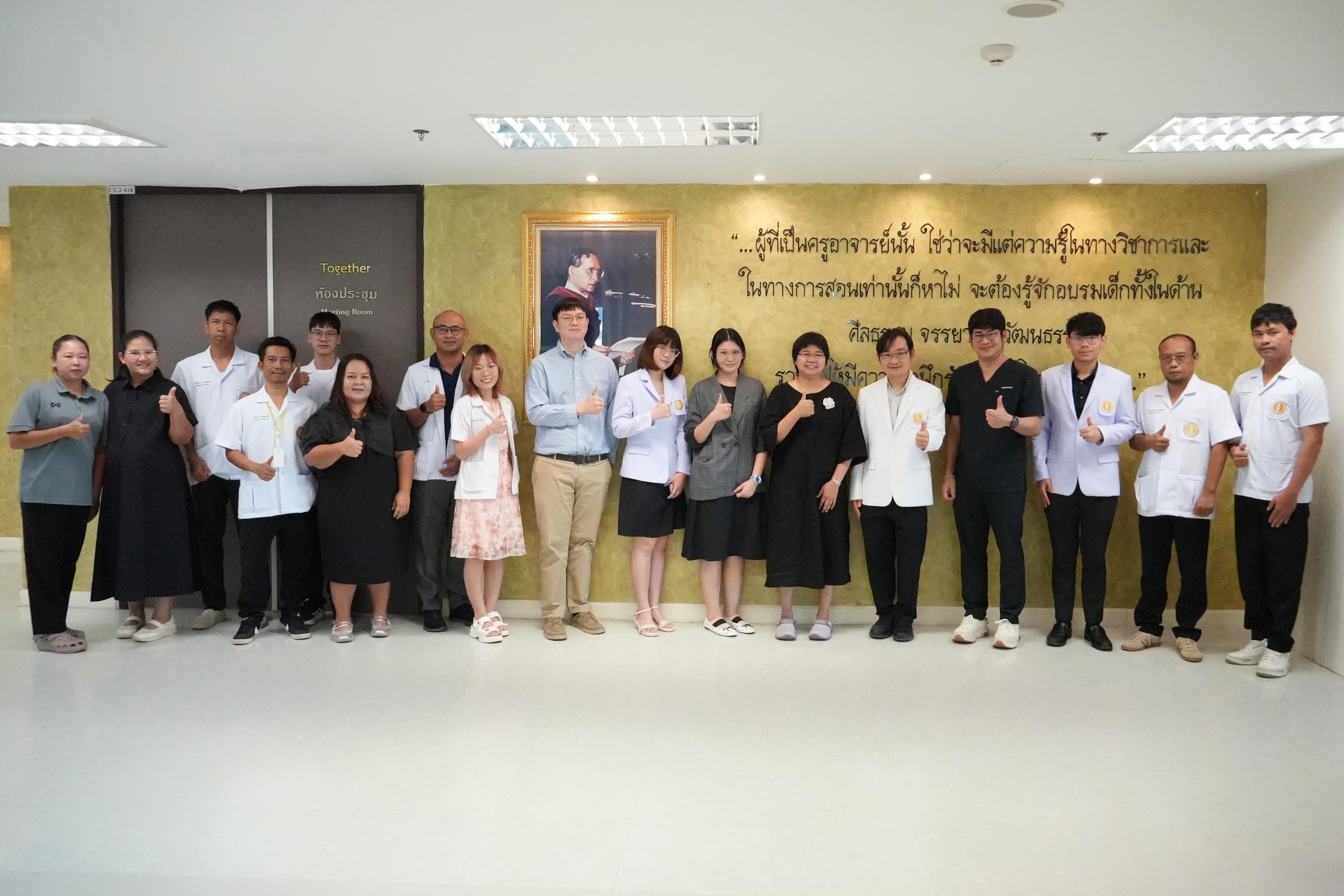 ภาควิชานิติเวชศาสตร์ คณะแพทยศาสตร์ ม.นเรศวร รับการประเมินมาตรฐานทางวิชาการของห้องปฏิบัติการ โดยราชวิทยาลัยพยาธิแพทย์แห่งประเทศไทย